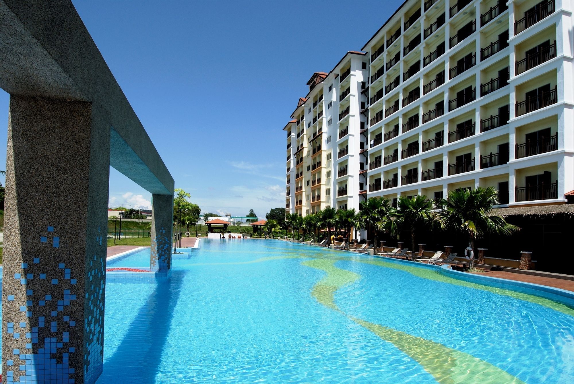 Suria Service Apartment-Hotel Bukit Merah Exterior photo