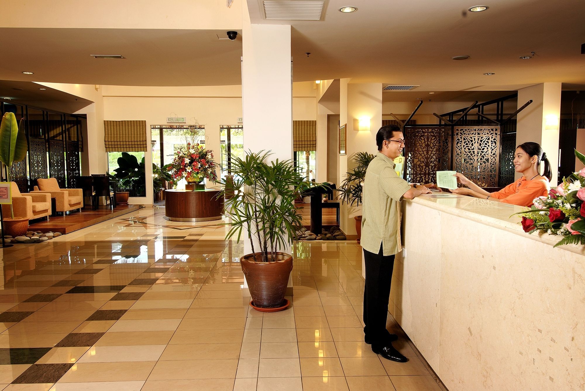 Suria Service Apartment-Hotel Bukit Merah Exterior photo
